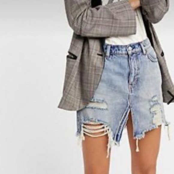 Free People Distressed Denim Skirt - Picture 4 of 8